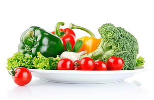 bunch of vegetables on plate HD wallpaper